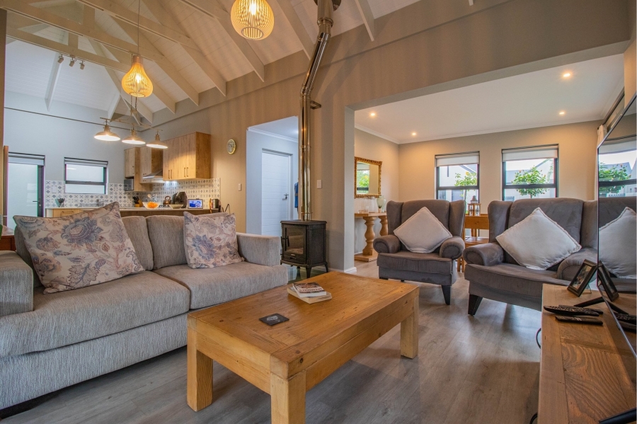3 Bedroom Property for Sale in Aan de Wijnlanden Western Cape